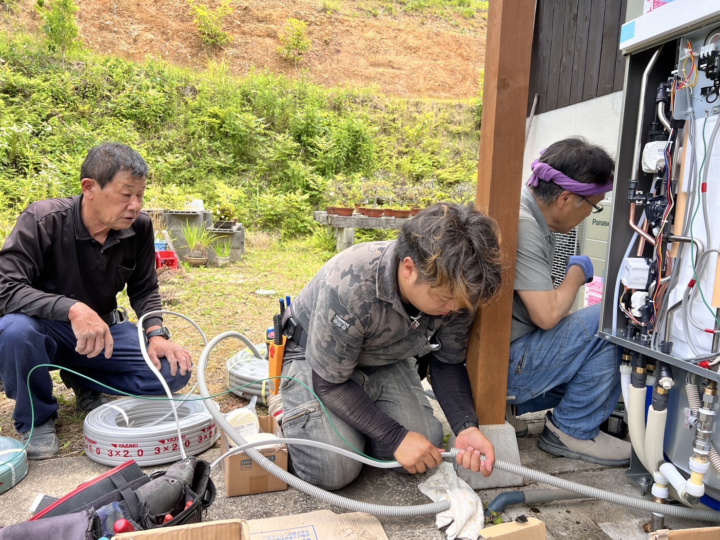 エコキュート取替え作業中